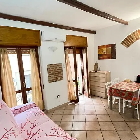 Nel Quartiere Turistico Di Apartment Cagliari